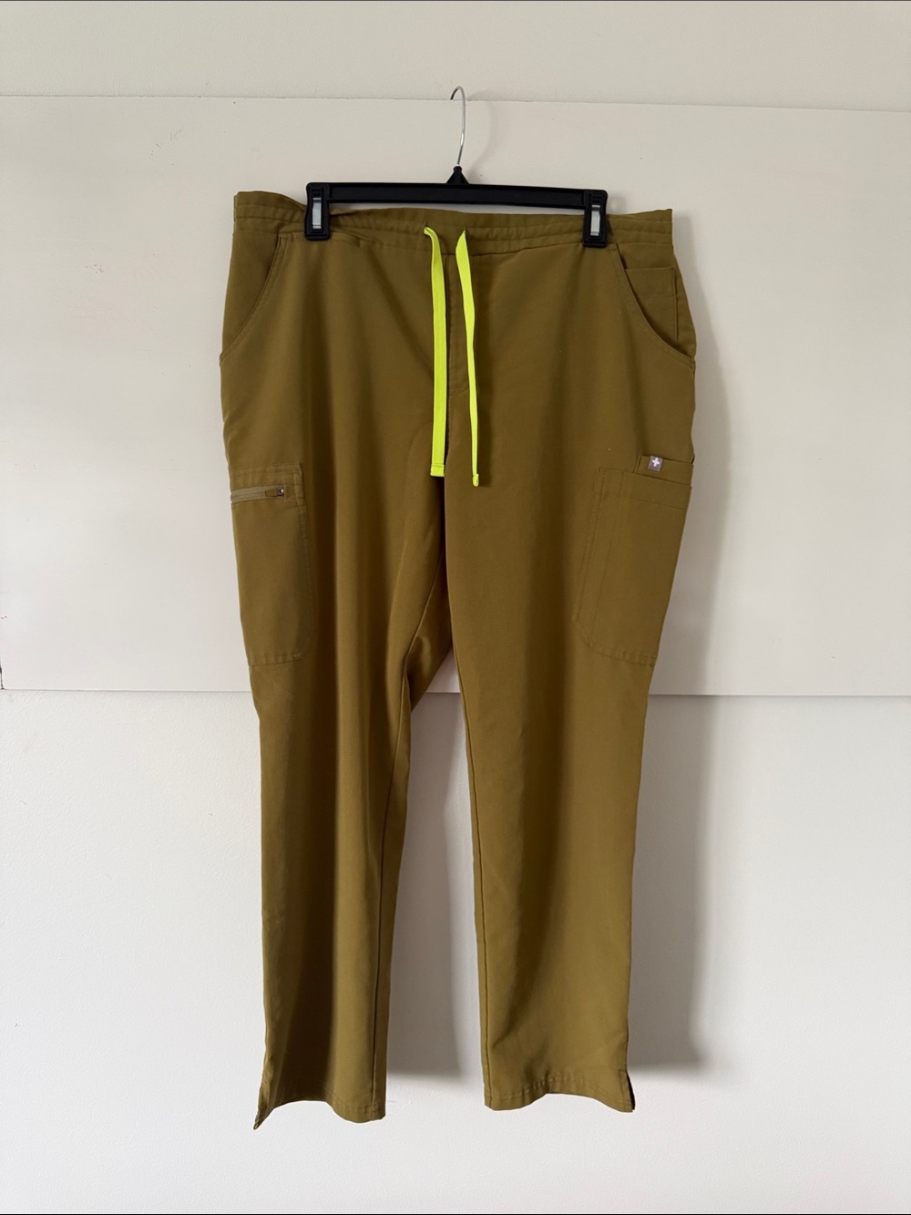 Figs Yola mid-rise RARE Martini Olive Green